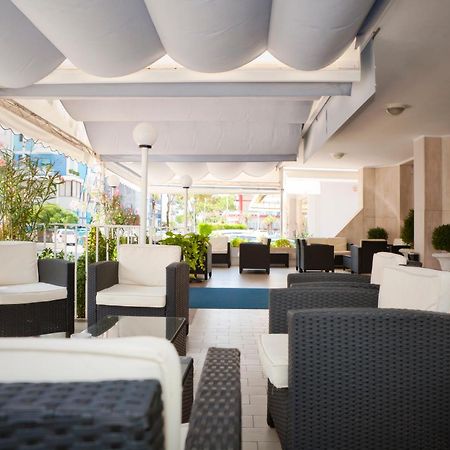 Hotel Bettina Лідо-ді-Єзоло Екстер'єр фото