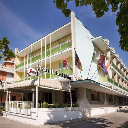 Hotel Bettina Лідо-ді-Єзоло Екстер'єр фото