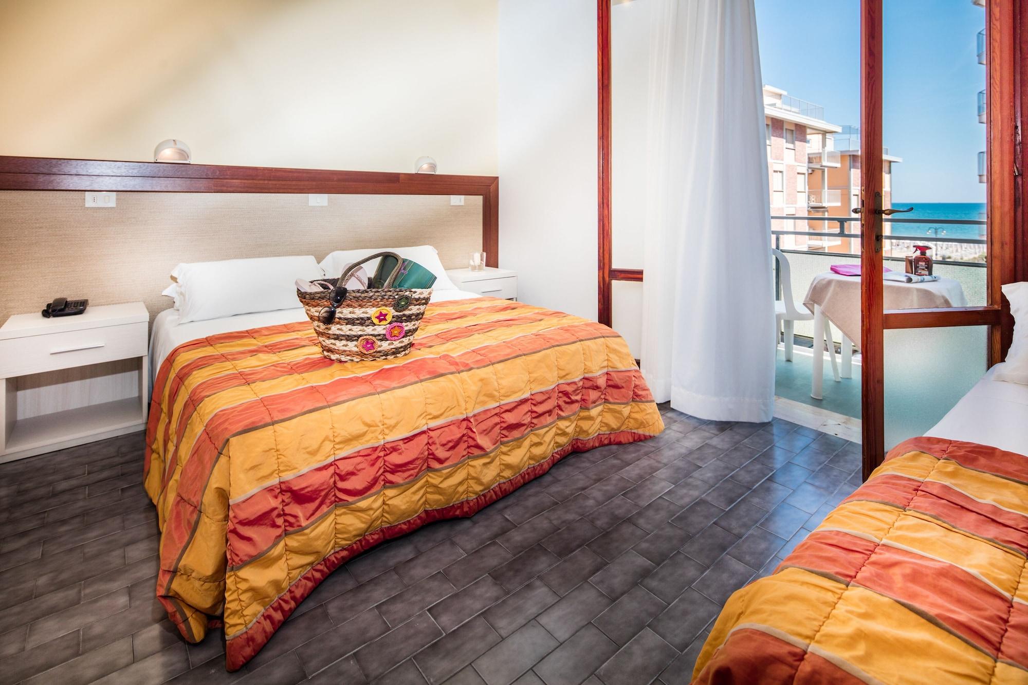 Hotel Bettina Лідо-ді-Єзоло Екстер'єр фото